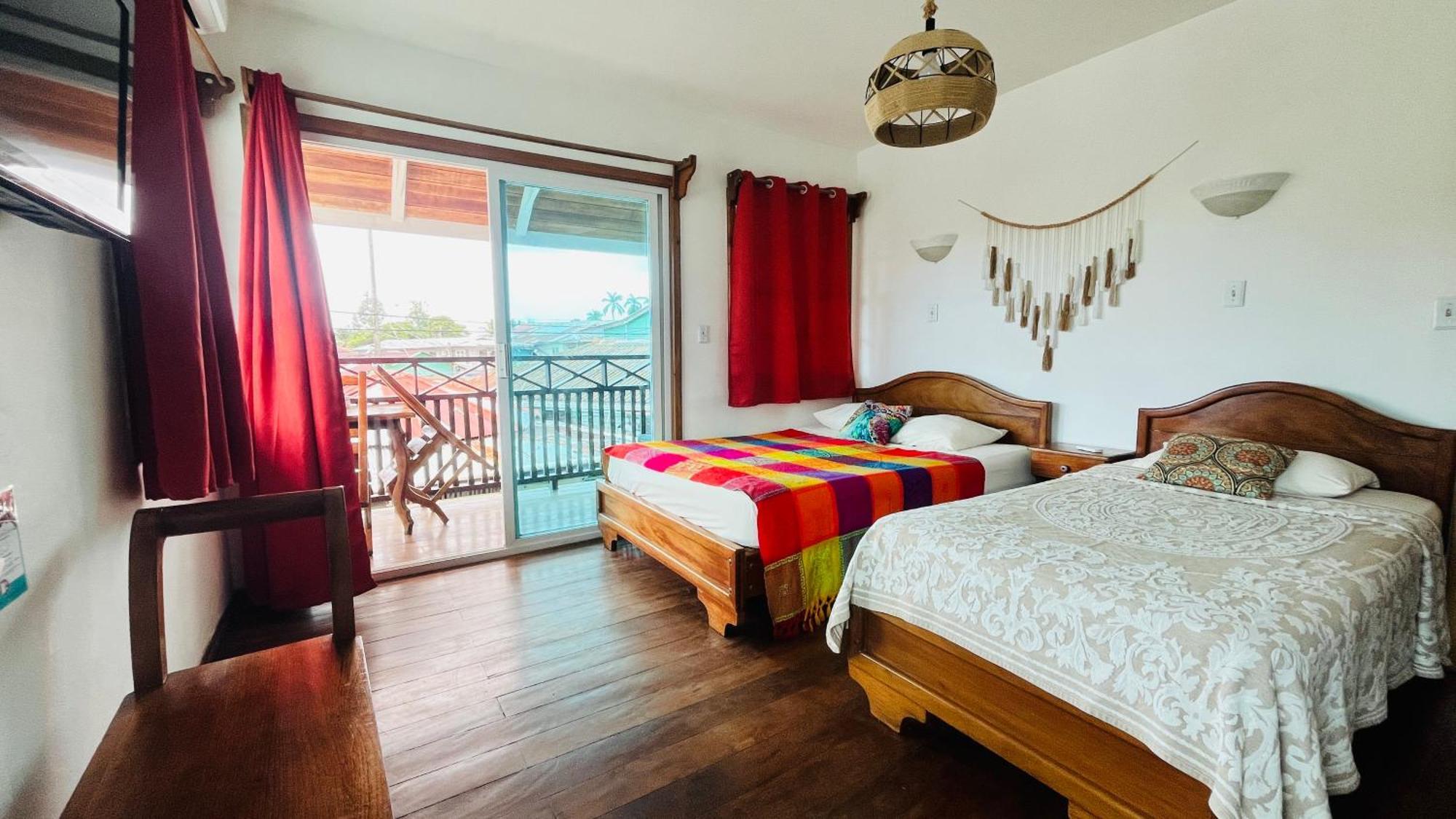 La Casa Corazon Hotel Bocas del Toro Eksteriør billede